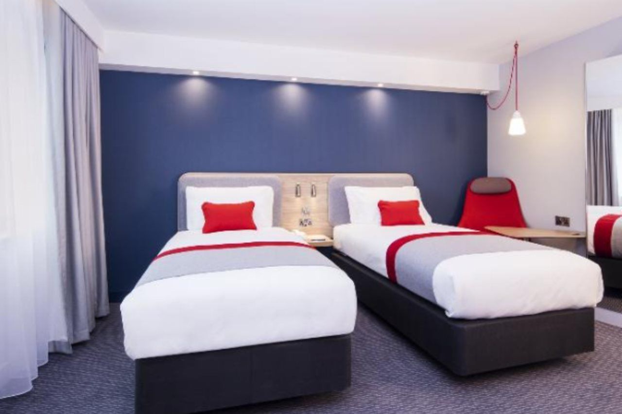 Holiday Inn Express Astana - Turan 外观 照片